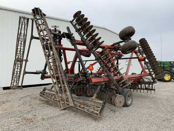 Main image Case IH 335VT