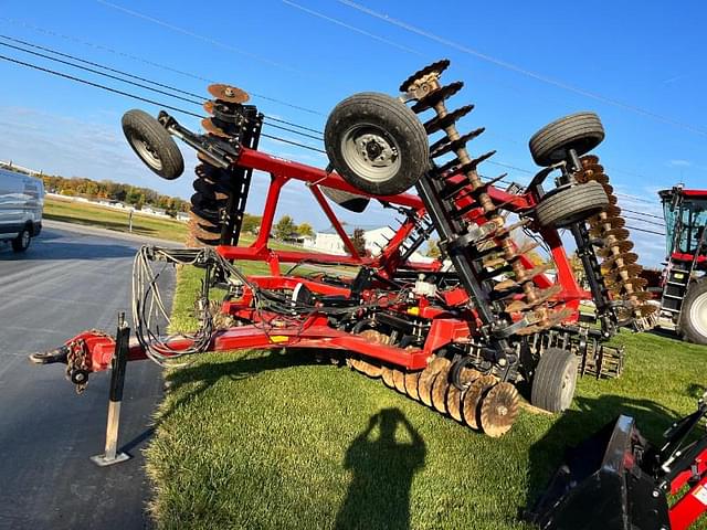 Image of Case IH 335VT equipment image 1