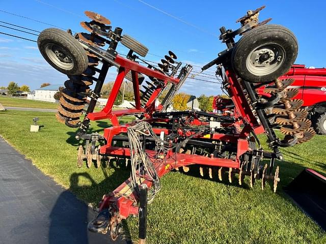 Image of Case IH 335VT equipment image 2