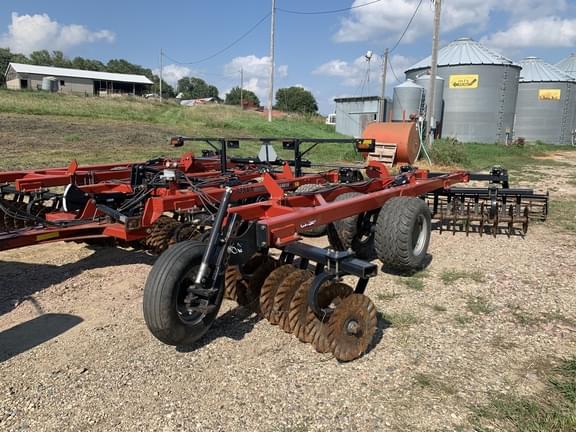 Image of Case IH 335VT Primary image