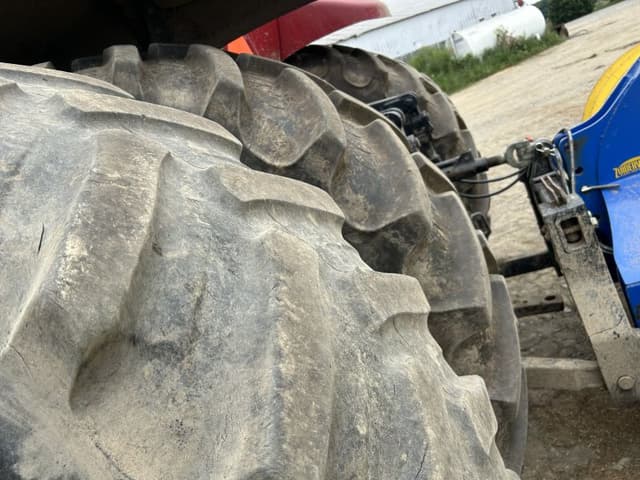 Image of Case IH Magnum 340 equipment image 4