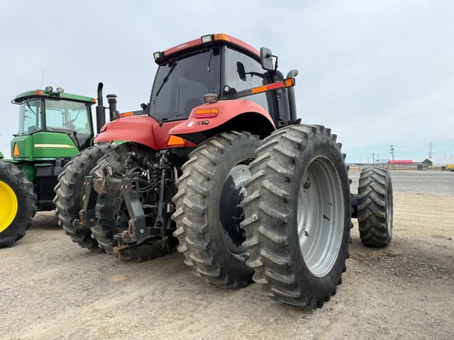 Image of Case IH Magnum 340 equipment image 3