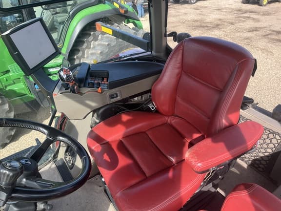 Image of Case IH Magnum 340 equipment image 4