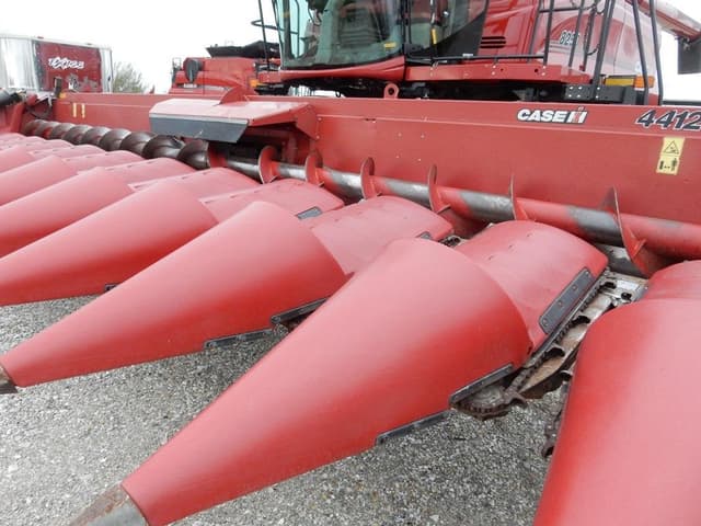 Image of Case IH 4412 equipment image 2