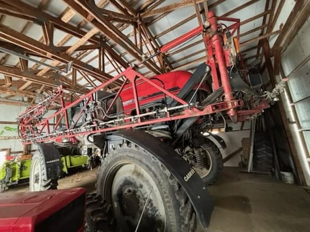 Image of Case IH Patriot 4440 equipment image 3