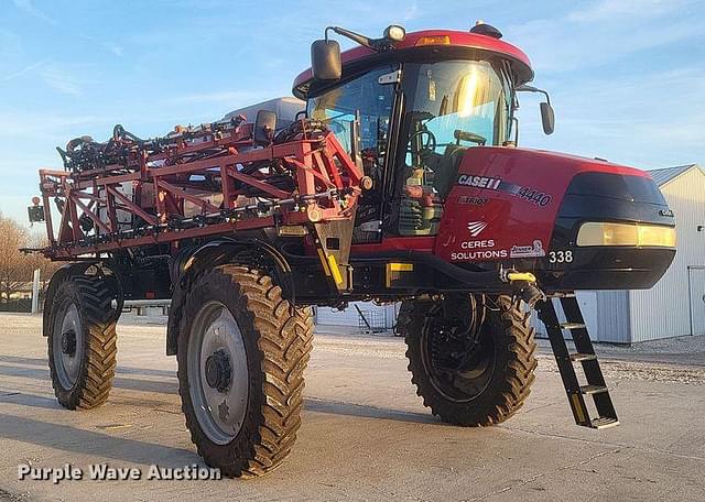 Image of Case IH Patriot 4440 equipment image 2