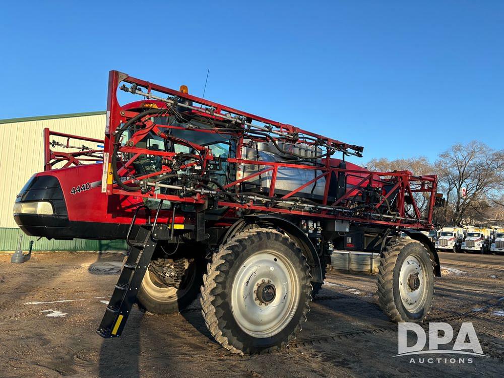 Image of Case IH Patriot 4440 Primary image