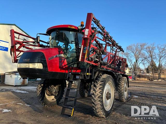 Image of Case IH Patriot 4440 equipment image 2