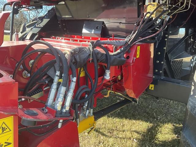 Image of Case IH 5140 equipment image 4