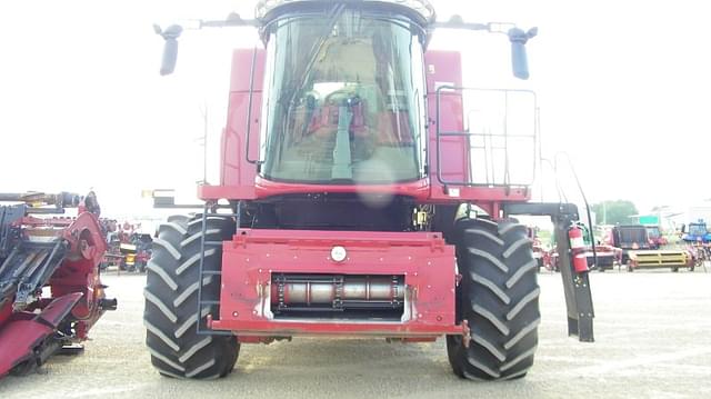 Image of Case IH 5140 equipment image 2