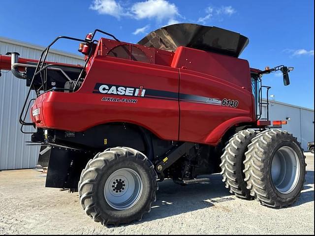 Image of Case IH 6140 equipment image 2