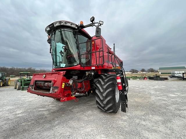 Image of Case IH 6140 equipment image 1