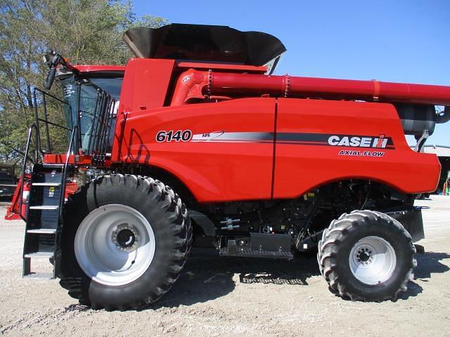 Image of Case IH 6140 equipment image 2