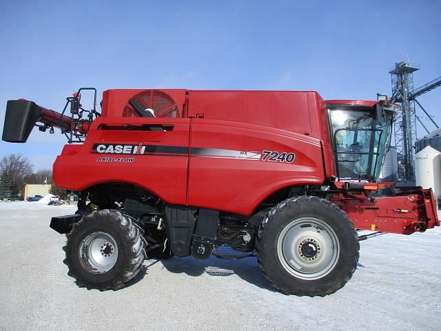 Image of Case IH 7240 equipment image 3