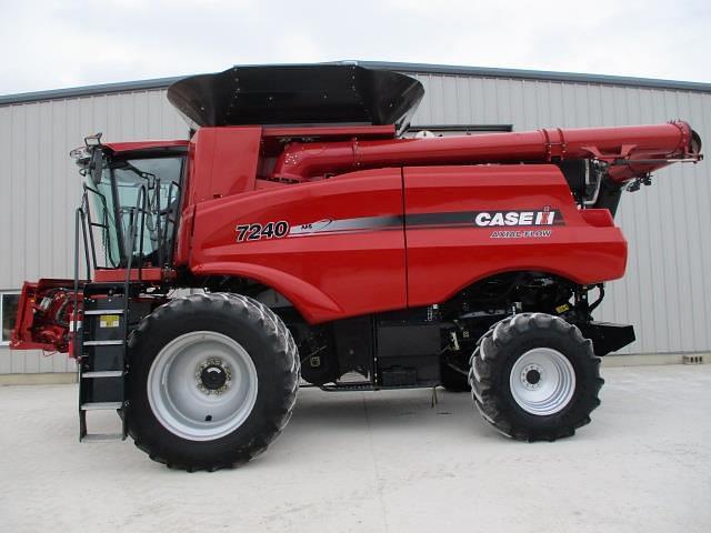 Image of Case IH 7240 equipment image 2