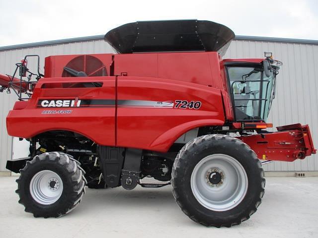 Image of Case IH 7240 equipment image 3