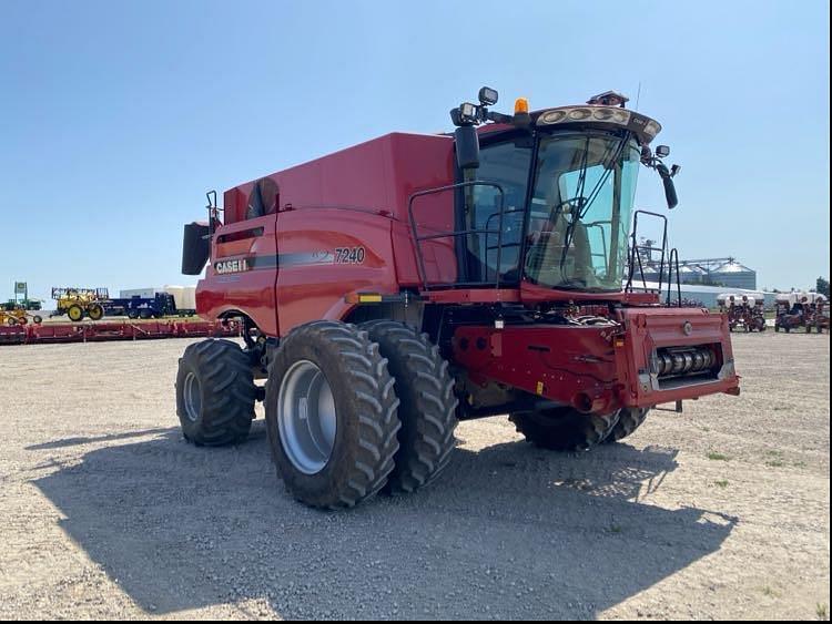 Image of Case IH 7240 Primary image