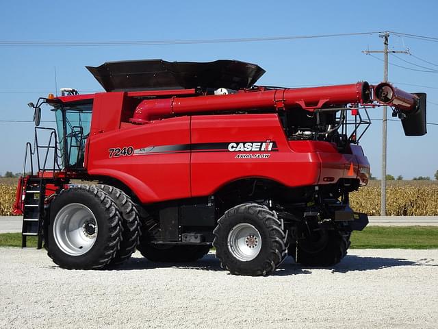 Image of Case IH 7240 equipment image 4