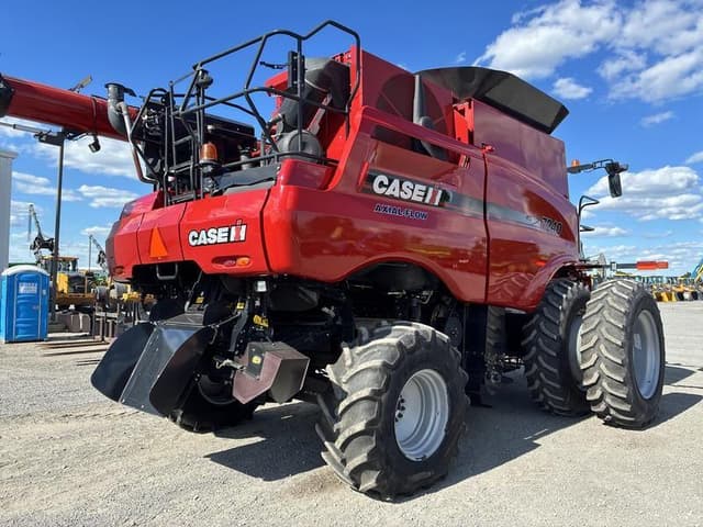 Image of Case IH 7240 equipment image 2