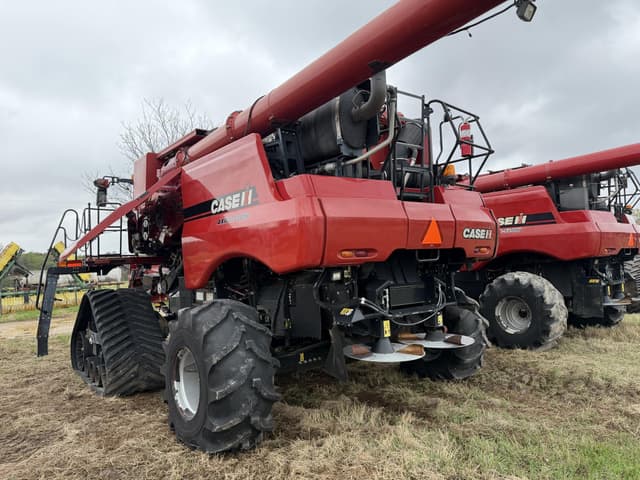 Image of Case IH 7240 equipment image 3
