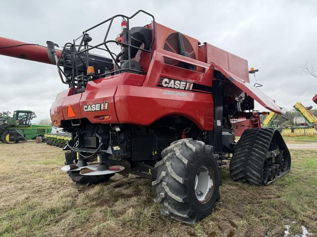 Image of Case IH 7240 equipment image 2