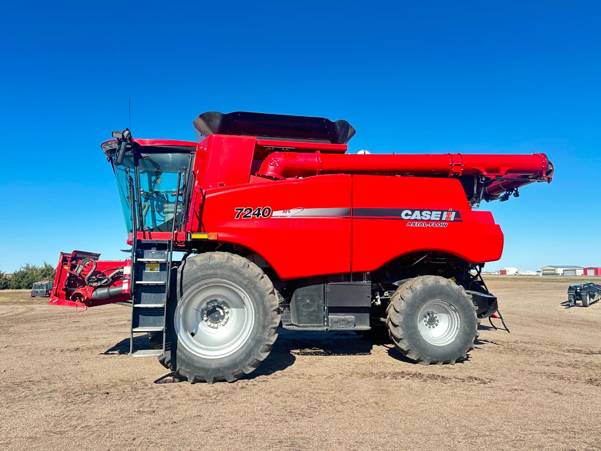2015 Case IH 7240 Equipment Image0