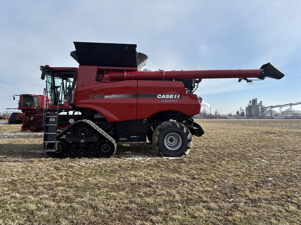 2015 Case IH 7240 Equipment Image0