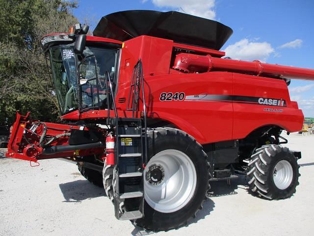 Image of Case IH 8240 Primary image