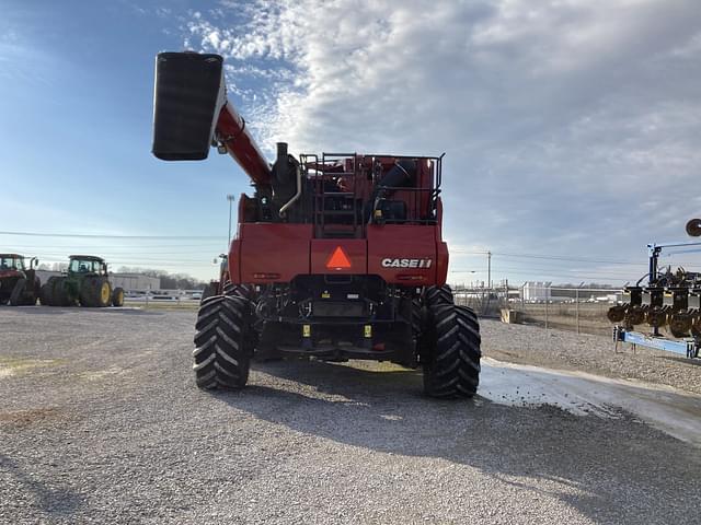 Image of Case IH 8240 equipment image 3