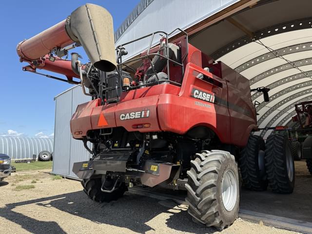 Image of Case IH 8240 equipment image 4