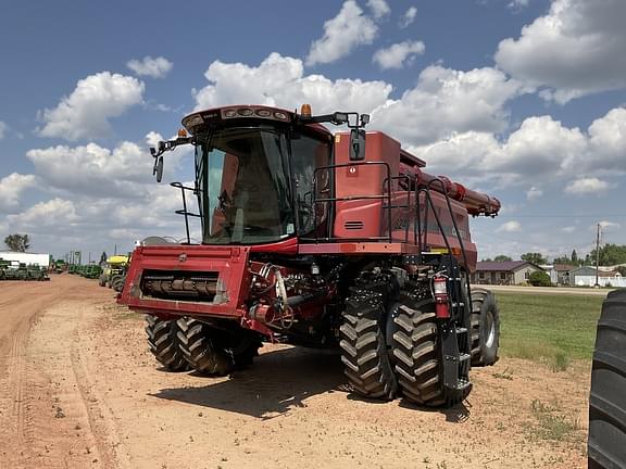 Image of Case IH 8240 Primary image