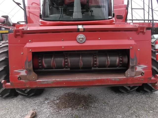 Image of Case IH 8240 equipment image 1