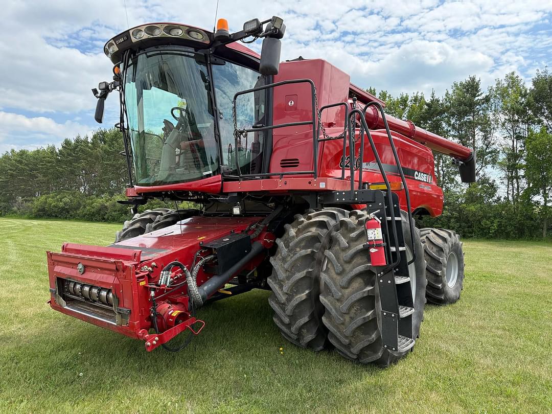 Image of Case IH 8240 Primary image