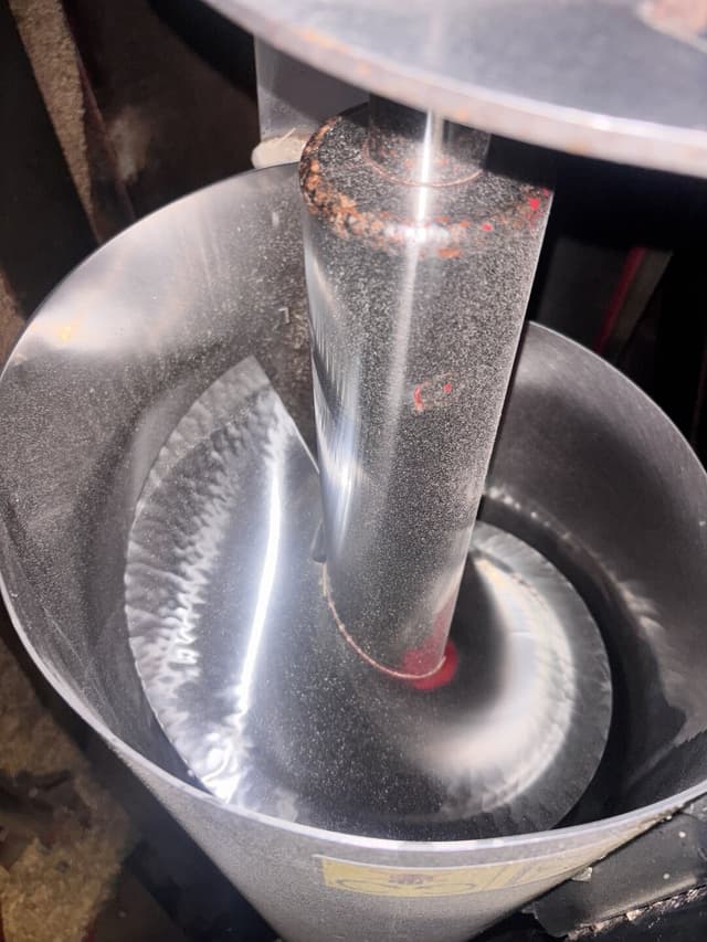 Image of Case IH 8240 equipment image 2