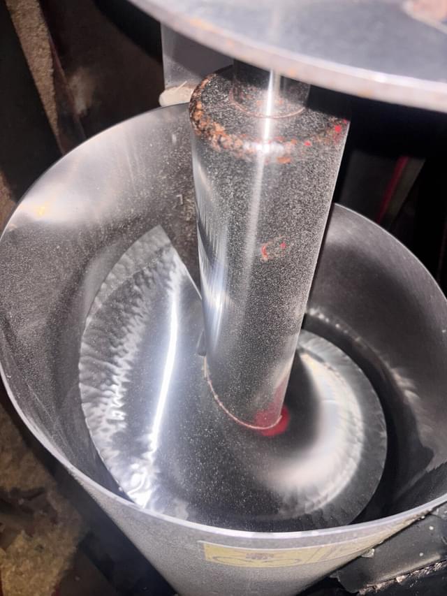 Image of Case IH 8240 equipment image 2