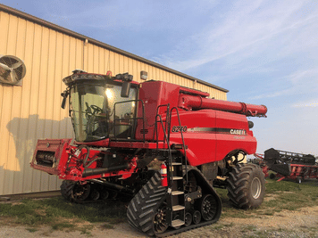 Main image Case IH 8240