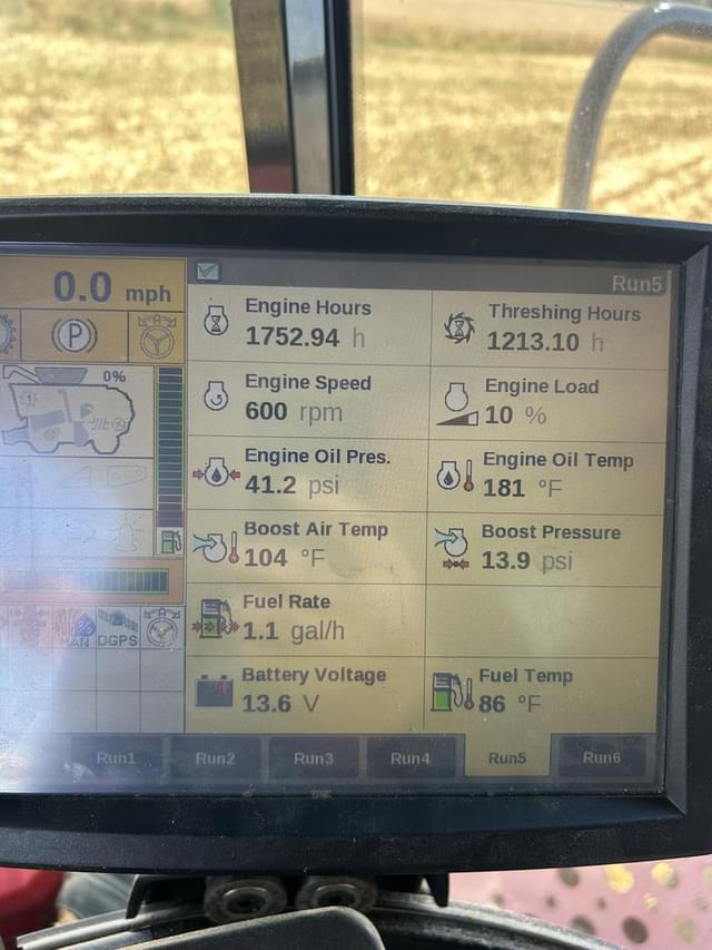 Image of Case IH 8240 equipment image 4