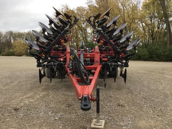 Image of Case IH Ecolo-Tiger 875 Primary image