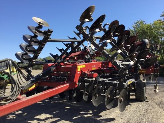 Image of Case IH Ecolo-Tiger 875 equipment image 3