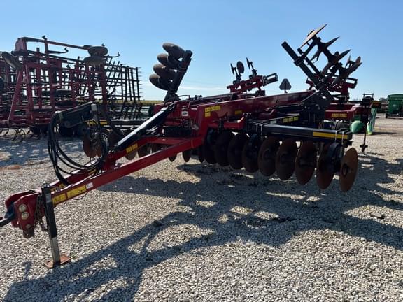 Image of Case IH Ecolo-Tiger 875 Primary image