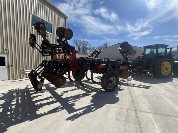 Image of Case IH Ecolo-Tiger 875 equipment image 2