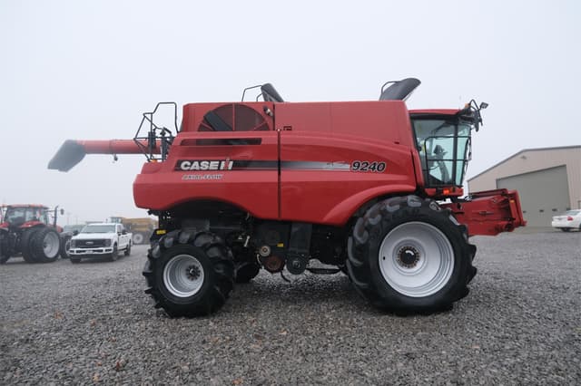 Image of Case IH 9240 equipment image 2
