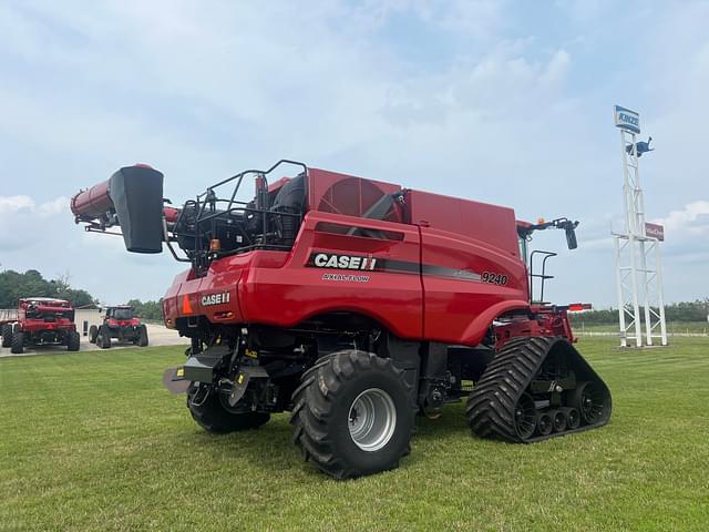 Image of Case IH 9240 equipment image 2