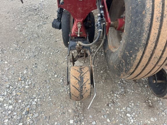 Image of Case IH 1255 equipment image 2