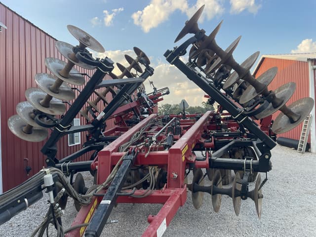 Image of Case IH Ecolo-Tiger 875 equipment image 2