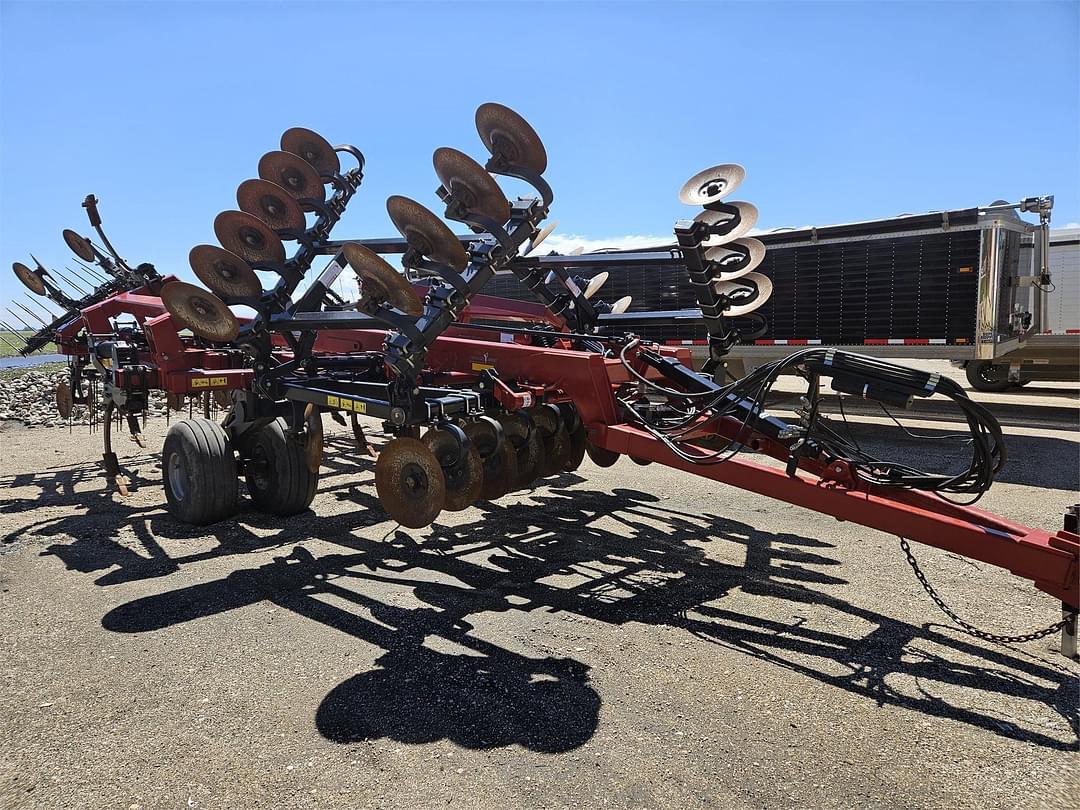 Image of Case IH Ecolo-Tiger 875 Primary image