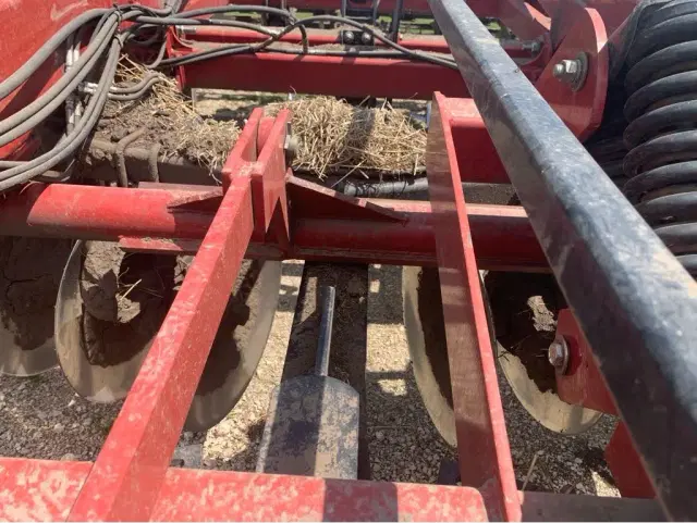 Image of Case IH Ecolo-Tiger 875 equipment image 2