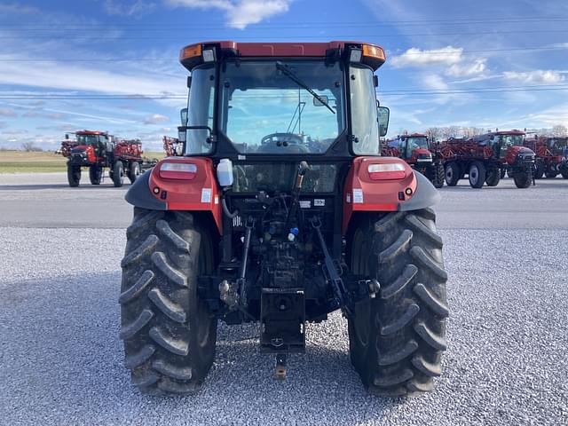 Image of Case IH Farmall 100C equipment image 3