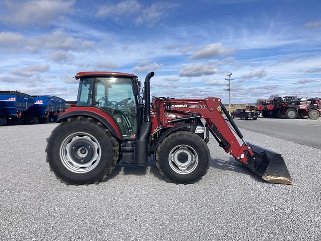 Image of Case IH Farmall 100C equipment image 1