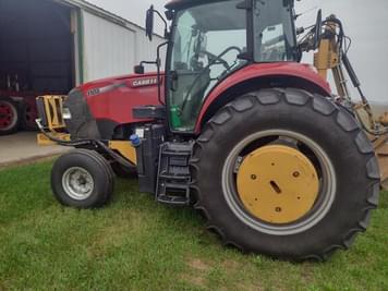 Main image Case IH Farmall 110A